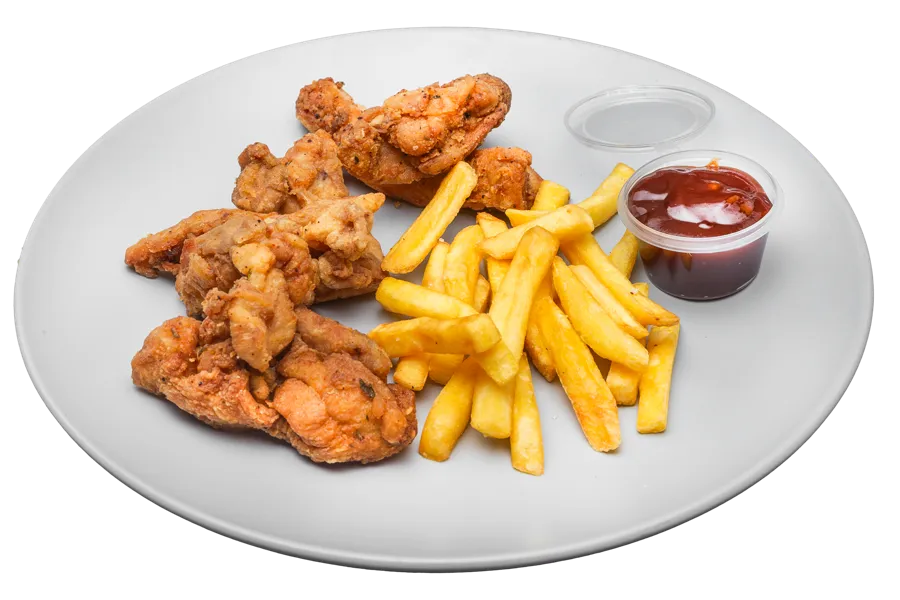 СТРИПСЫ ИЗ ЦЫПЛЕНКА С КАРТОФЕЛЕМ ФРИ И СОУСОМ