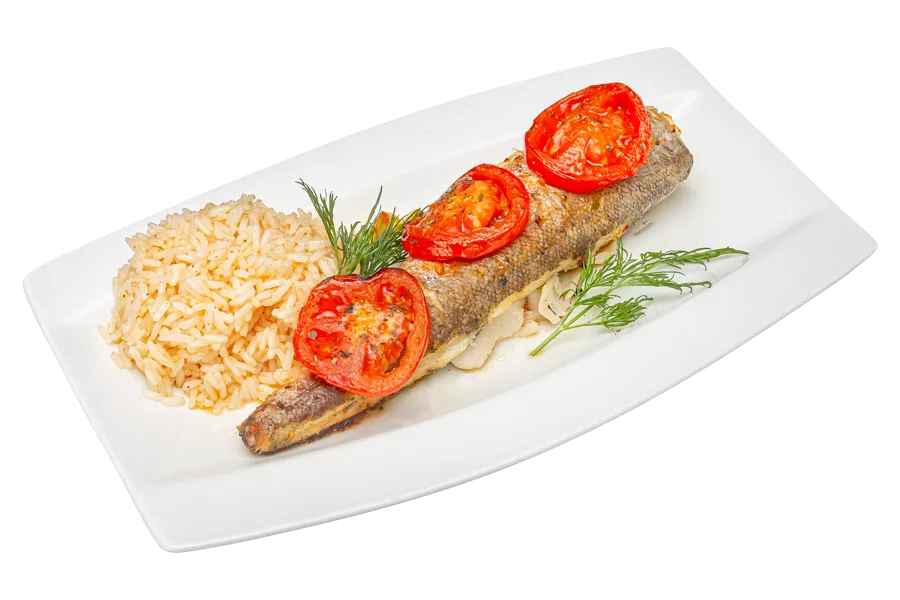ПЕЧЕНАЯ БЕЛАЯ РЫБА С РИСОМ